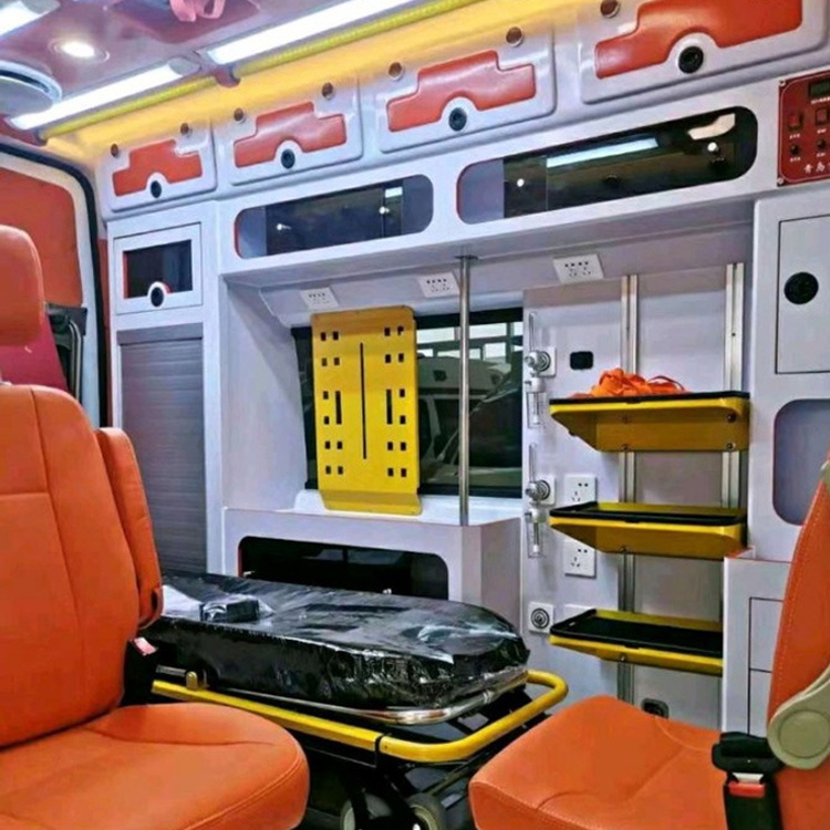 长安长途救护车护送病人租赁价格